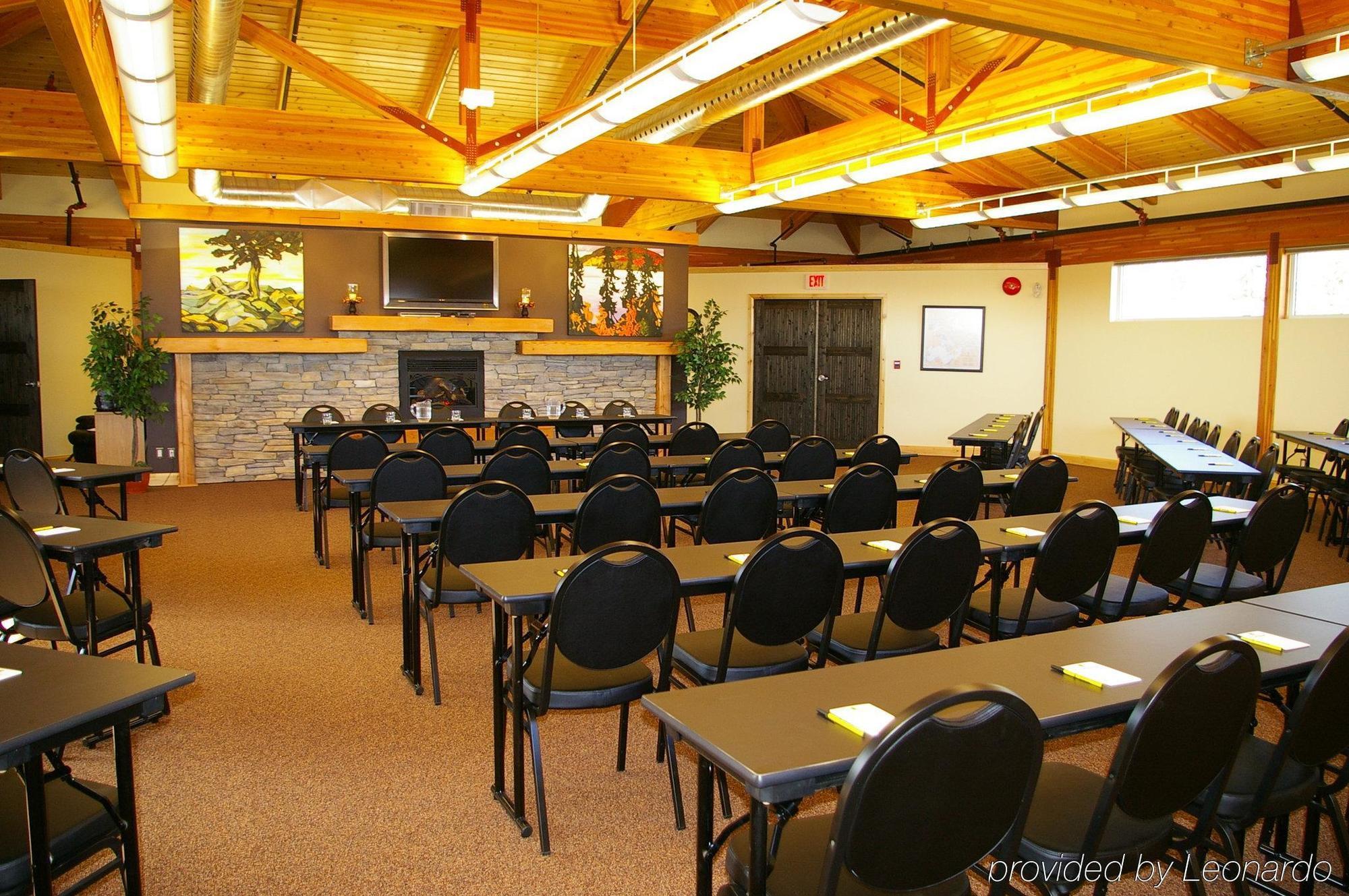 Super 8 By Wyndham Kenora Hotel Afaceri foto